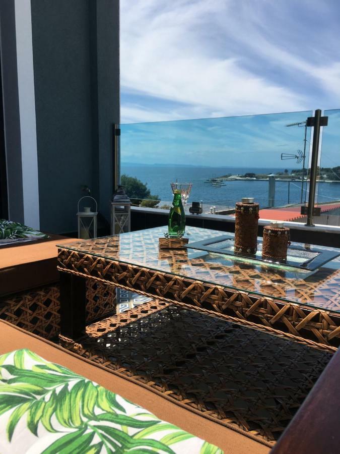 Pela Veranda Exquisite Suites Neos Marmaras Exterior photo