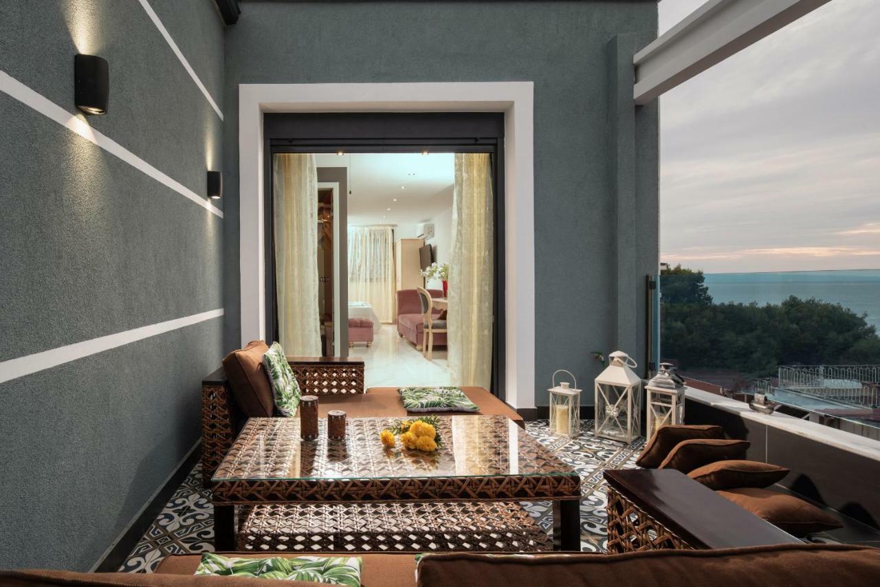 Pela Veranda Exquisite Suites Neos Marmaras Exterior photo